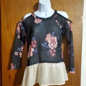 Cold shoulder floral top